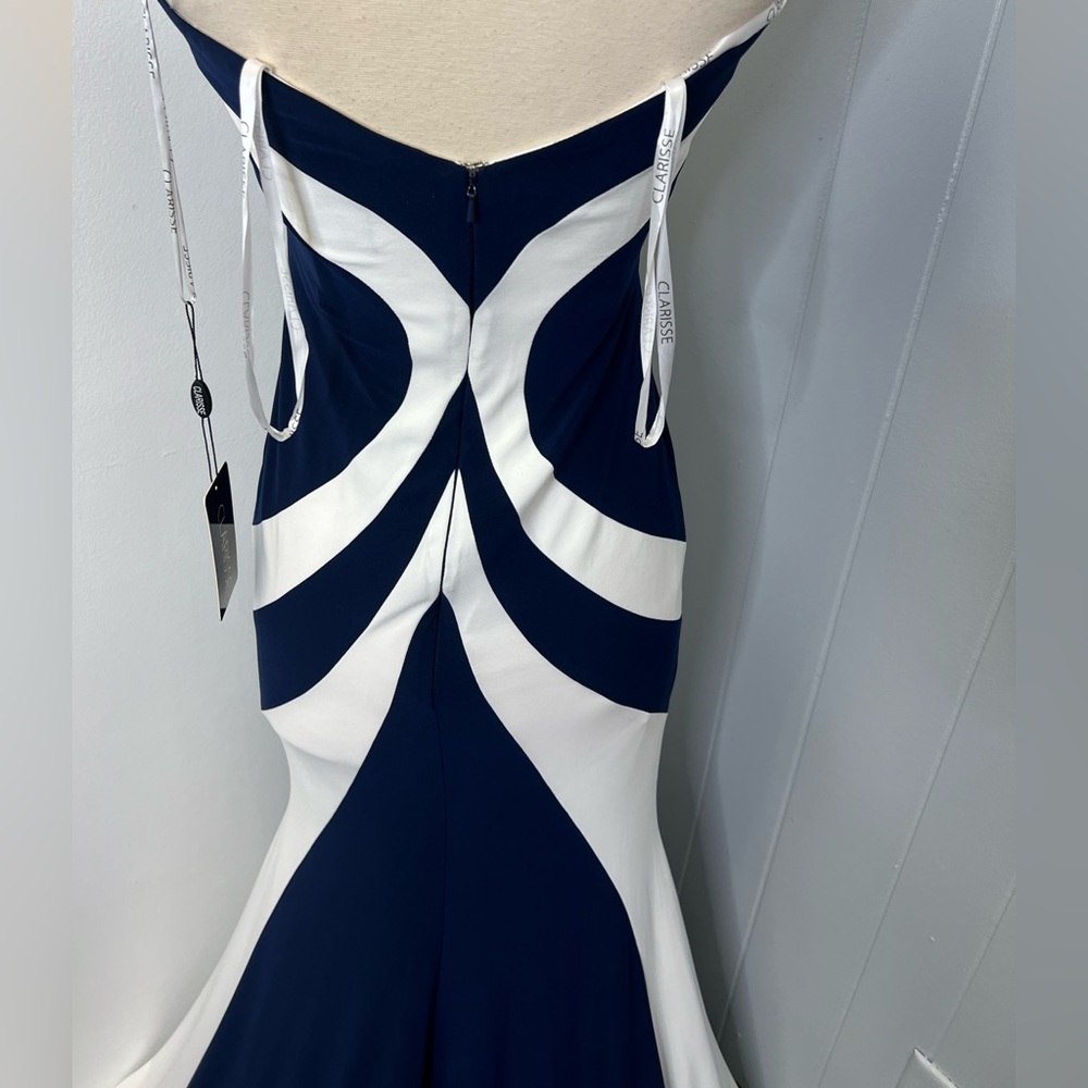 Prom dress - Picture 5 of 5